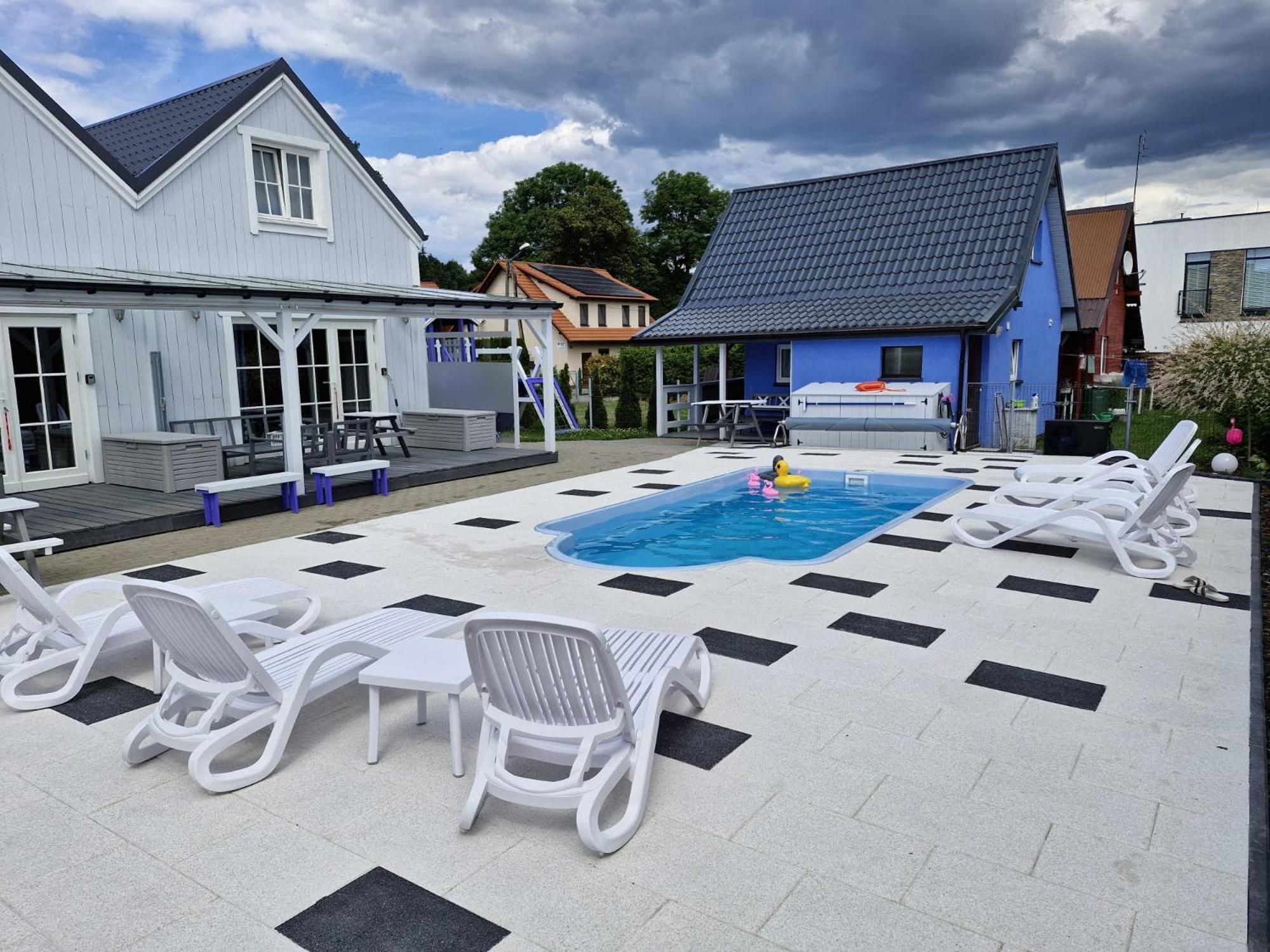 A&M Apartamenty Łukęcin Exteriör bild