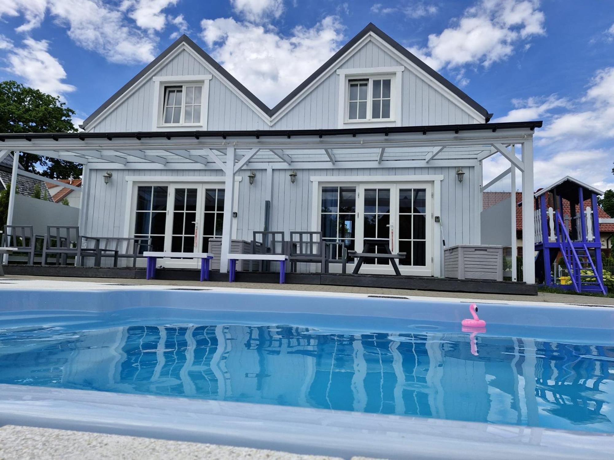 A&M Apartamenty Łukęcin Exteriör bild